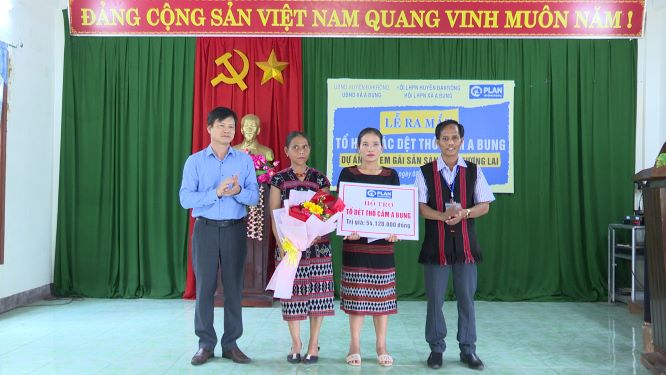 Tổ Hợp Tác Dệt thổ cẩm A Bung 4