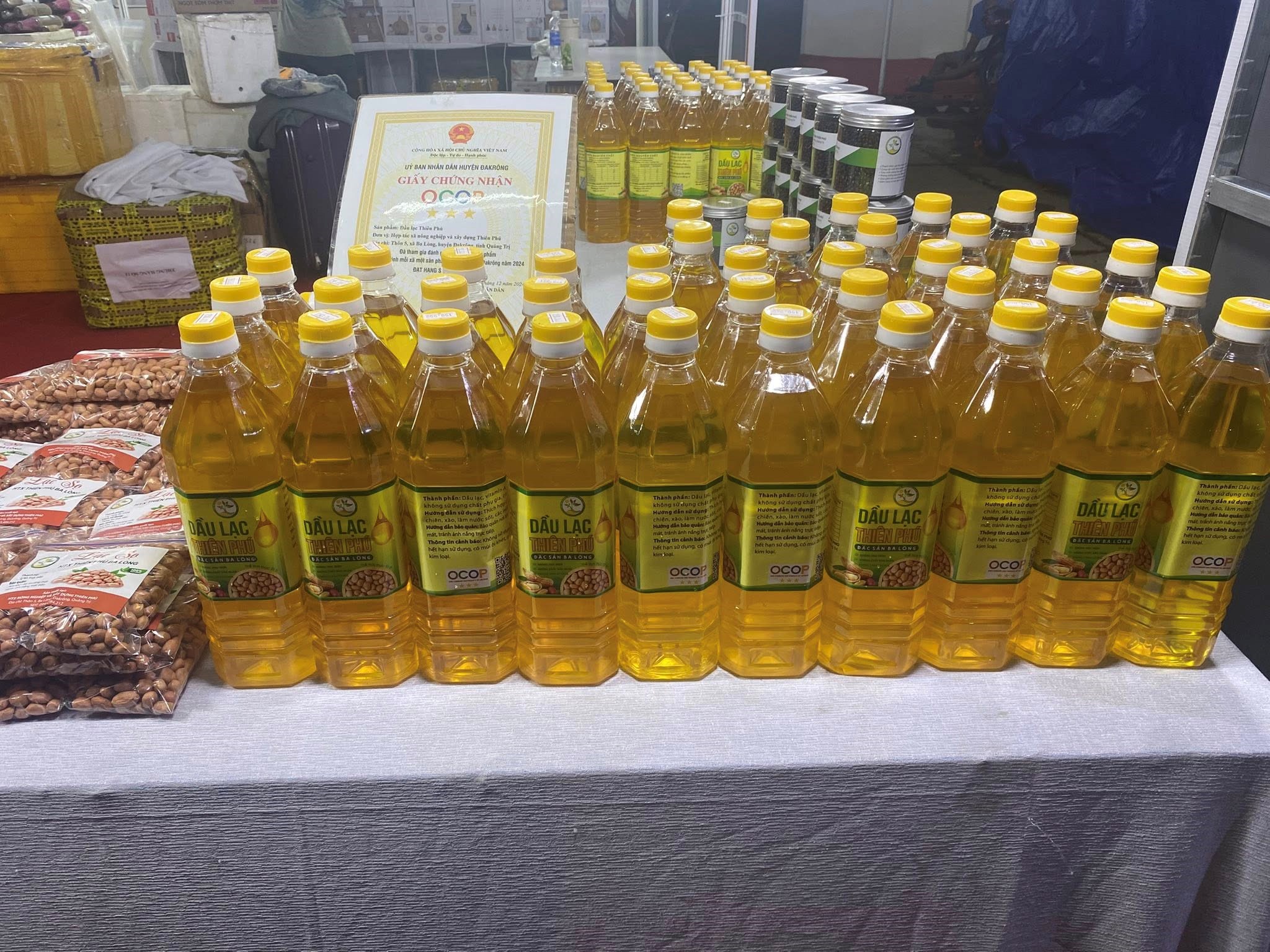 Dầu lạc Thiên Phú